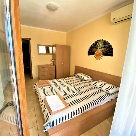 Apartment Sea Regal One Bedroom Apartment