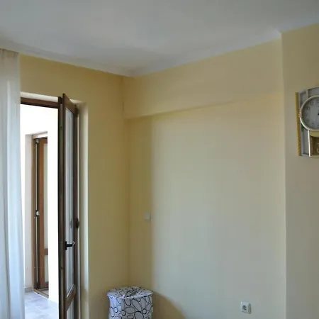 Apartment Sea Regal One Bedroom Apartment *